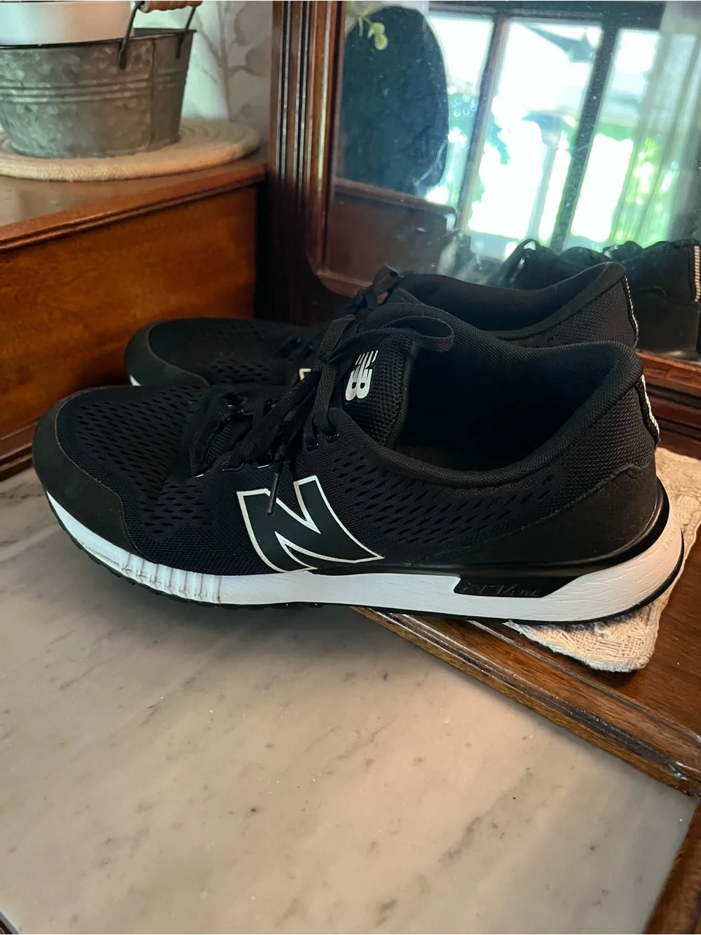 NEW BALANCE Classic 005 Casual Athleisure Lifestyle Sneakers Black White Mens 12